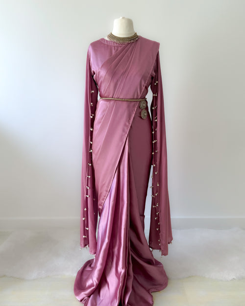 Cape Sleeve Saree [PRE-ORDER]